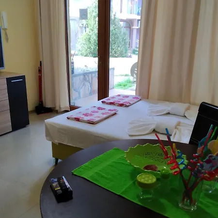 Apartment гардън бийч - недялкови